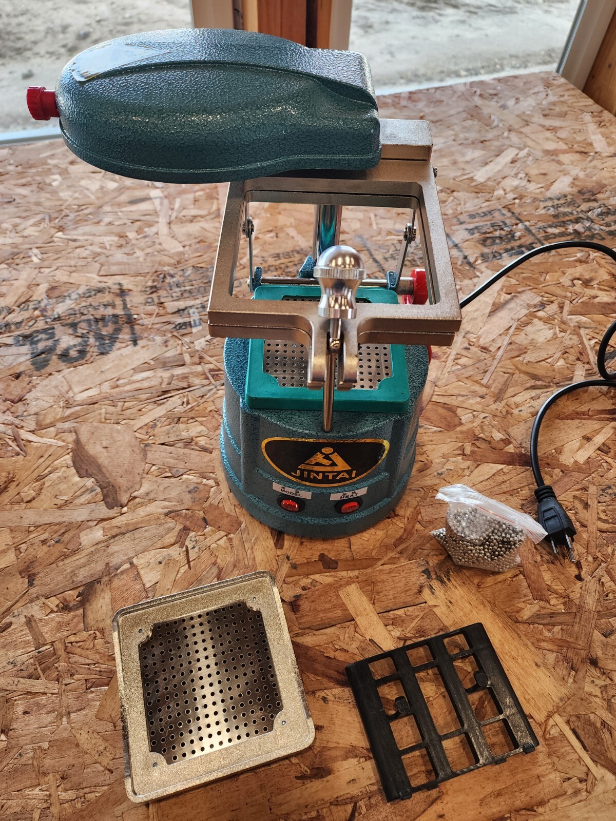 Dental Vacuum Forming Molding Machine Former Thermoforming Lab Equipment JT-18