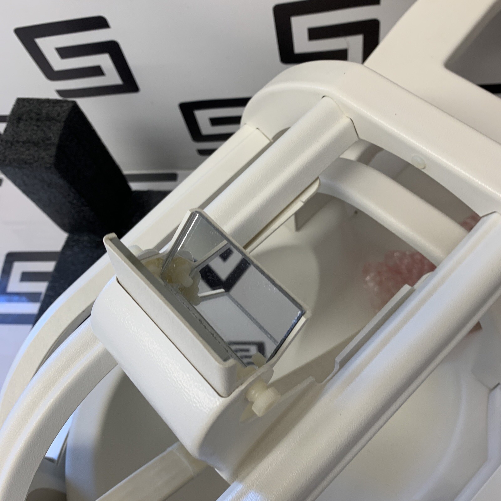 Medrad M64NVA 1.5T Signa Neurovascular MRI Coil 87305-T-465 RF Rate 30.0 3.6 8.0