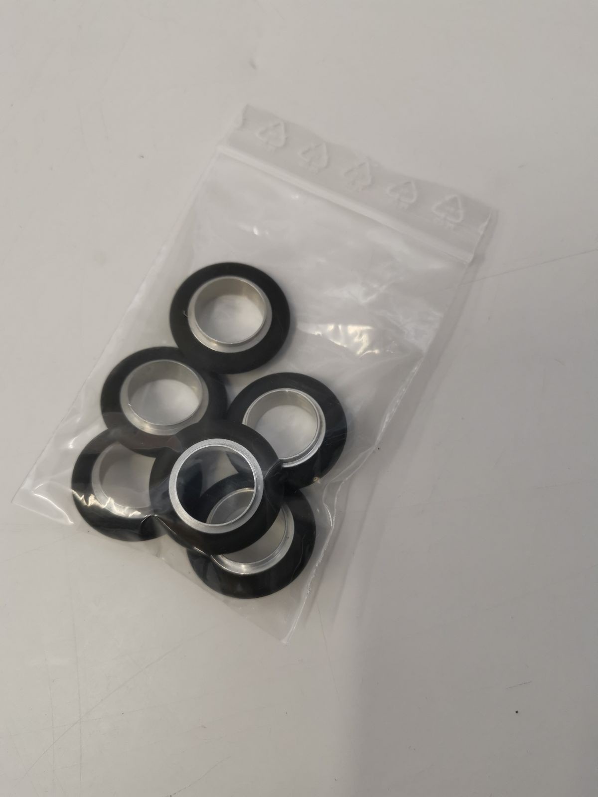 CENTERING RING DN16 ISO-KF aluminium/black 6 pack NEW
