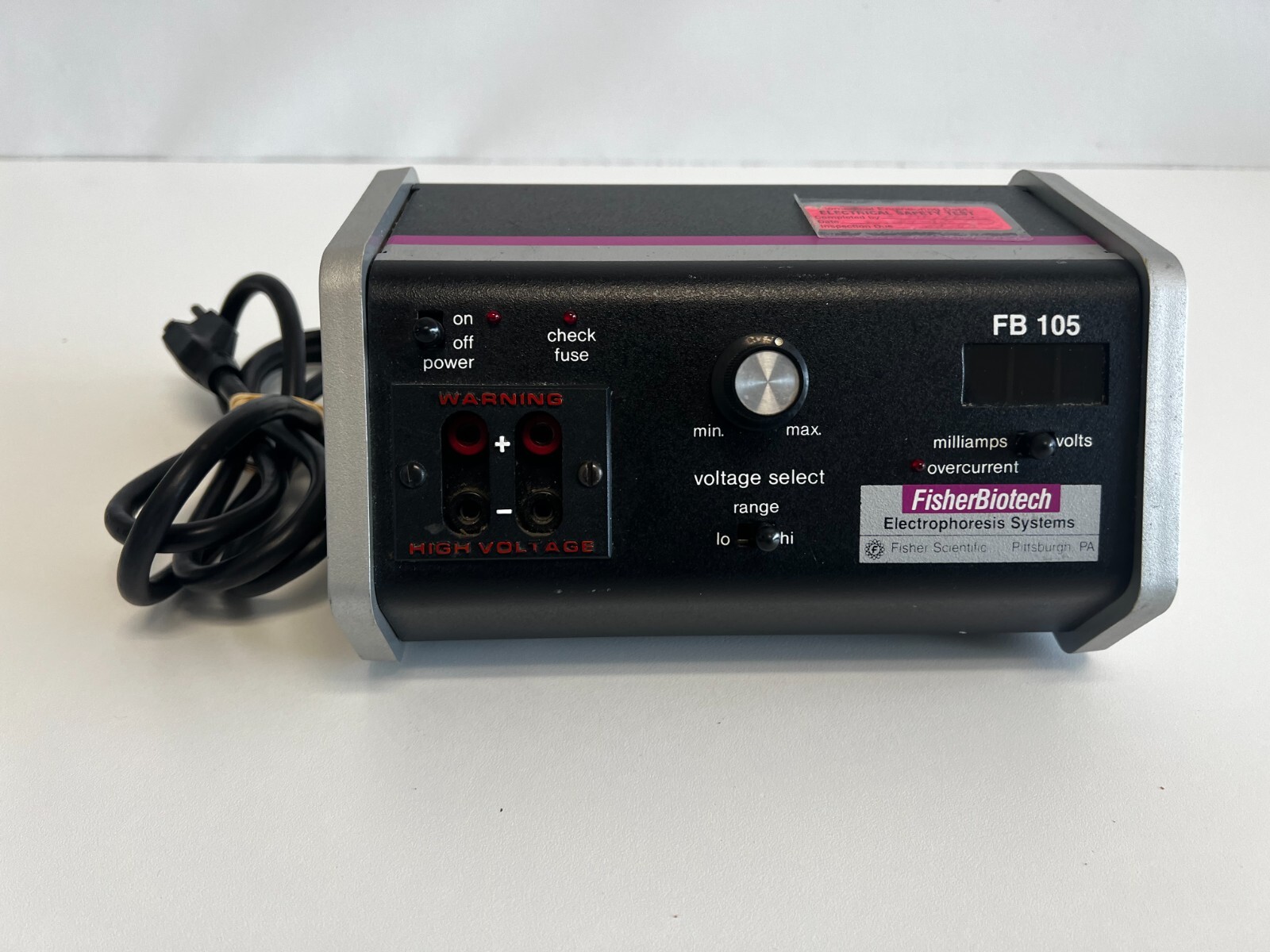 Shelf 17: Fisher Biotech FB 105 Electrophoresis Power Supply – Read Condition