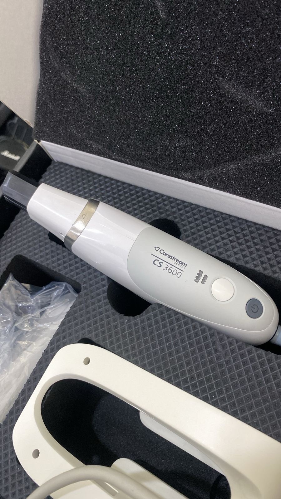 Carestream CS 3600 Digital Intraoral Dental Scanner