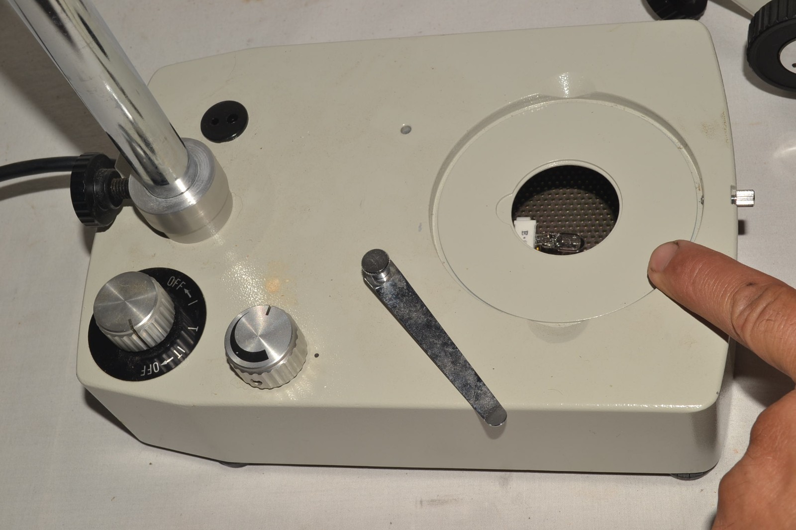Meiji EMZ Stereo Binocular Microscope w/Dual Illuminated Desktop Stand