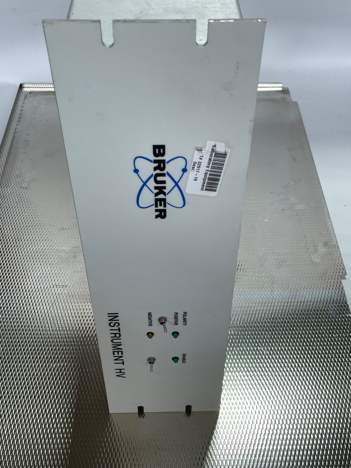 BRUKER INSTRUMENT HV 100-240V 50/60HZ 2A 250V – Used, with Scratches