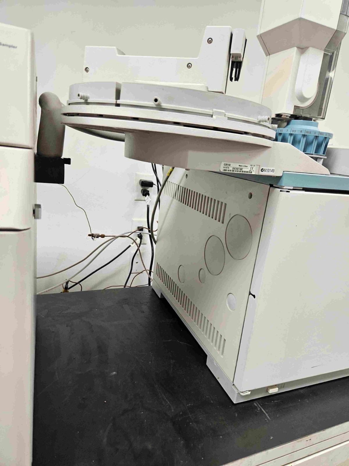 Agilent 6890N GC with (2) S/SL, (2) FID, G1888 Headspace and 7683 Autosamplers