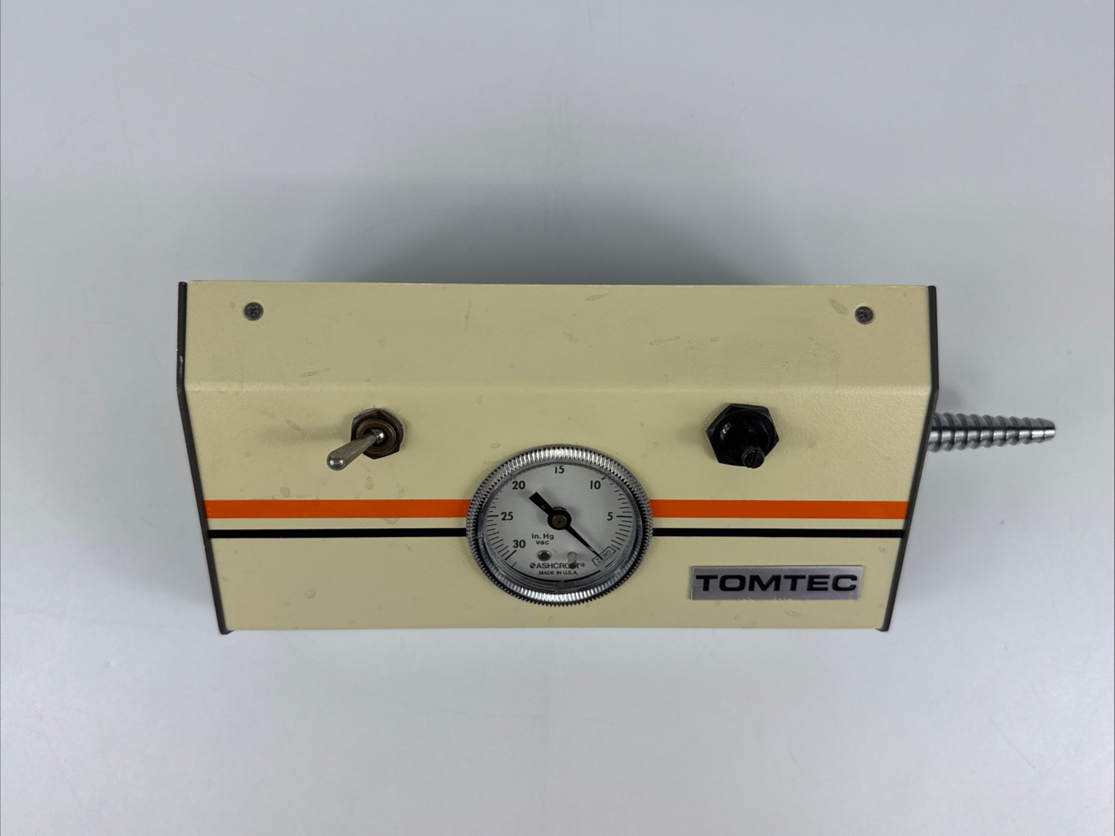 TOMTEC Vacuum Control Module Analog Gauge for Biological Laboratory *READ*