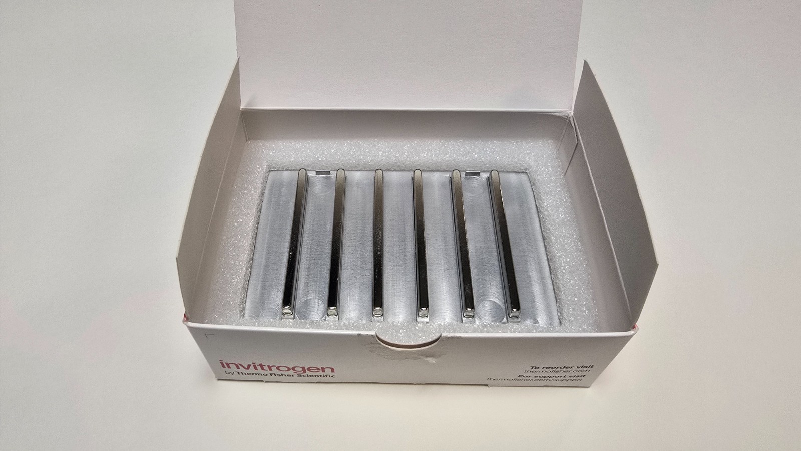 Thermo Fisher Scientific Invitrogen DynaMag-96 Side Skirted Magnet, REF 12027