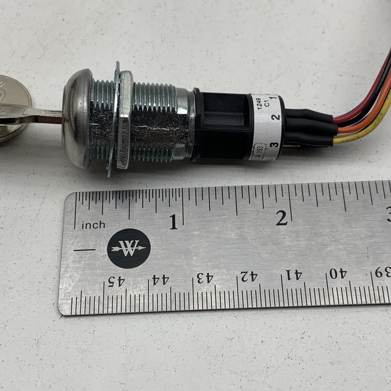 Grayhill 58YY500047 Key Switch 3-Position Double Pole 115/220V