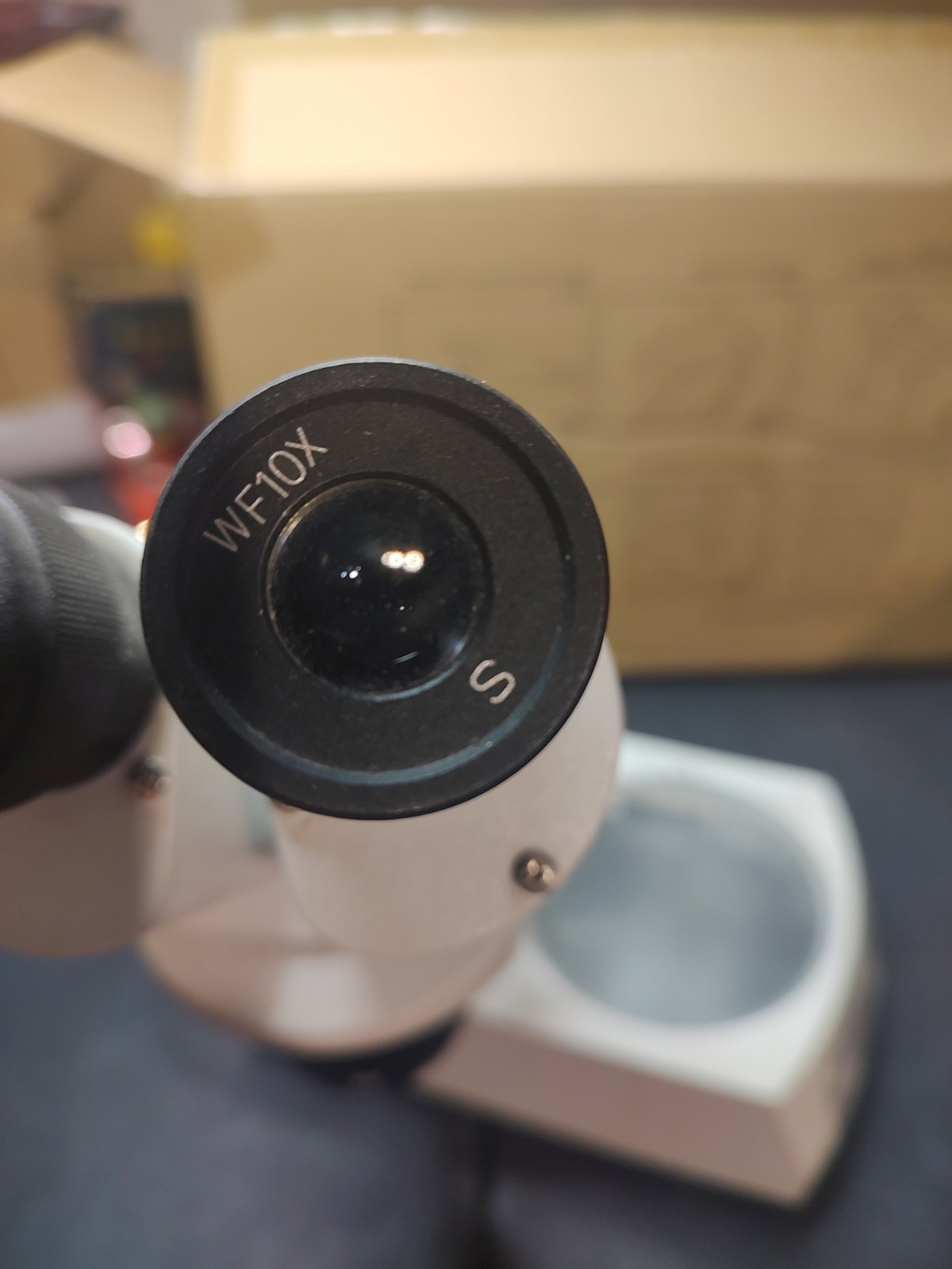 Unbranded? Lab Microscope WF 10X Backlit 2 Eyepieces Works Great