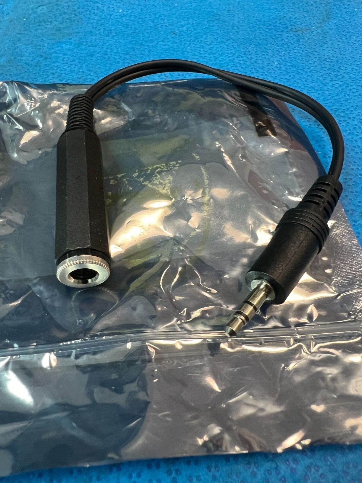 PHILIPS M1006-61689 453563225911 M_PRS CBL ADPTR 1/4(E907)