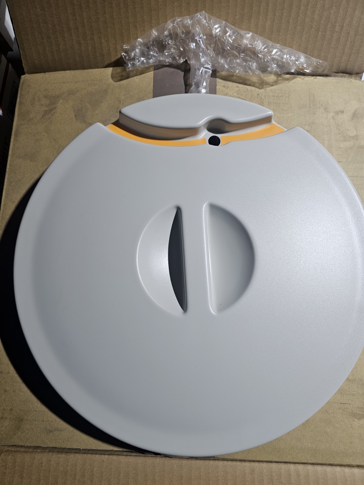NEW Beckman Chemistry Analyzer R1 Reagent Lid Assy MW0259. @105