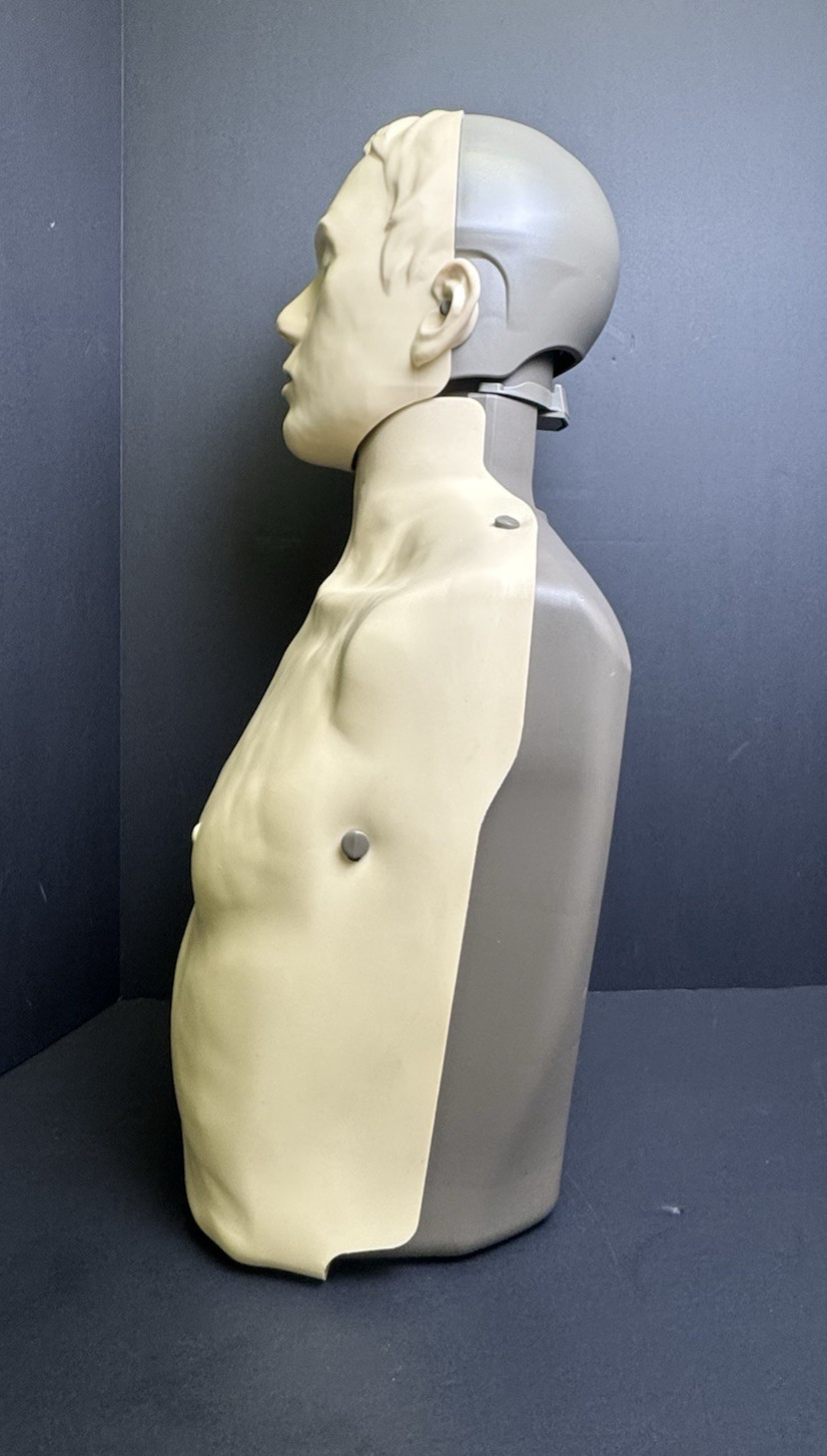 Innosonian Brayden CPR Manikin Adult Training Dummy with Red Indicator Lights