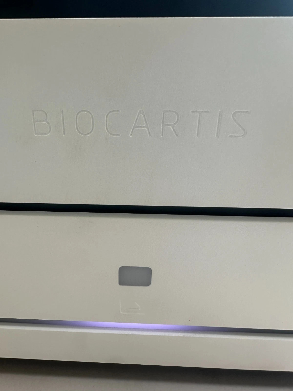 Biocartis Idylla Instrument P0010 Laboratory Diagnostic 100-240V 50/60Hz 200W