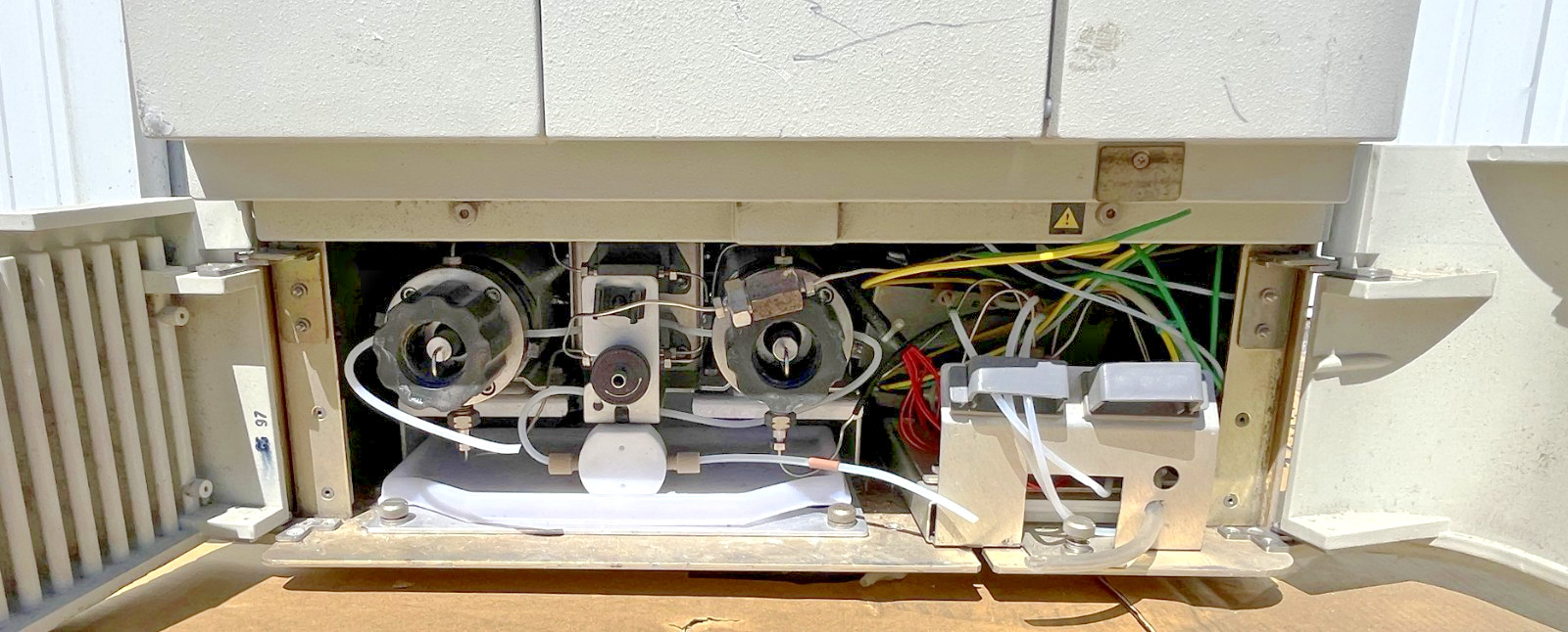 Waters Alliance 2690 HPLC Separations Module 100-240V 50/60Hz Power Tested