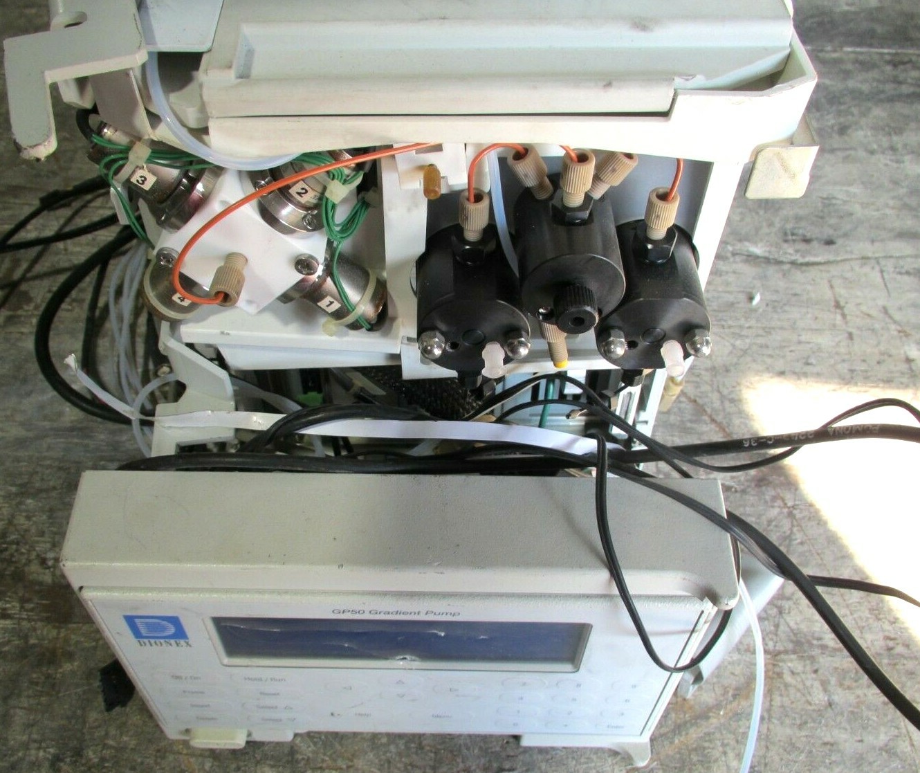 Dionex GP50-2 Gradient Pump | 100-240V 50/60Hz 1.5A, For Parts/ Repair