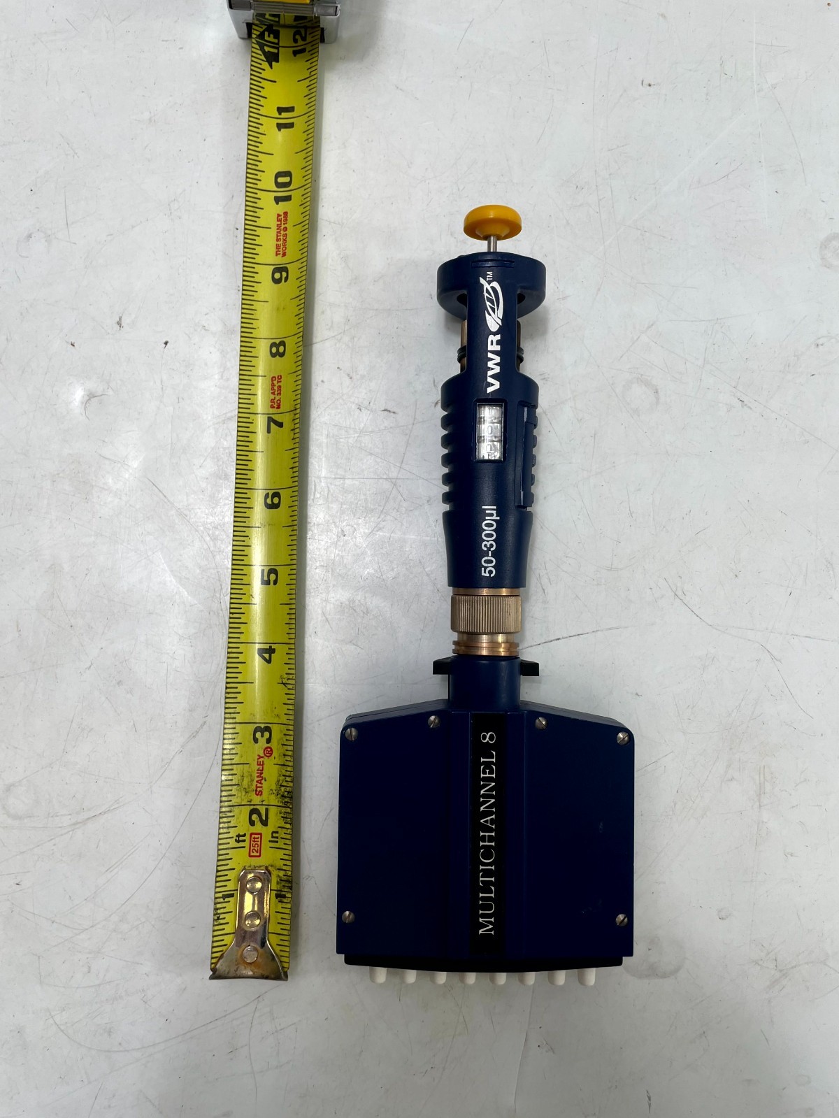 VWR Signature 8-Multichannel Pipette Analog Ergonomic High Performance 50-300 µL