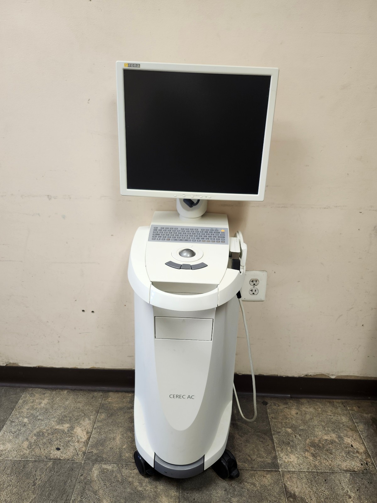 Sirona 6212166 D3492 Cerec AC Bluecam Dental Acquisition Scanner w/ Software
