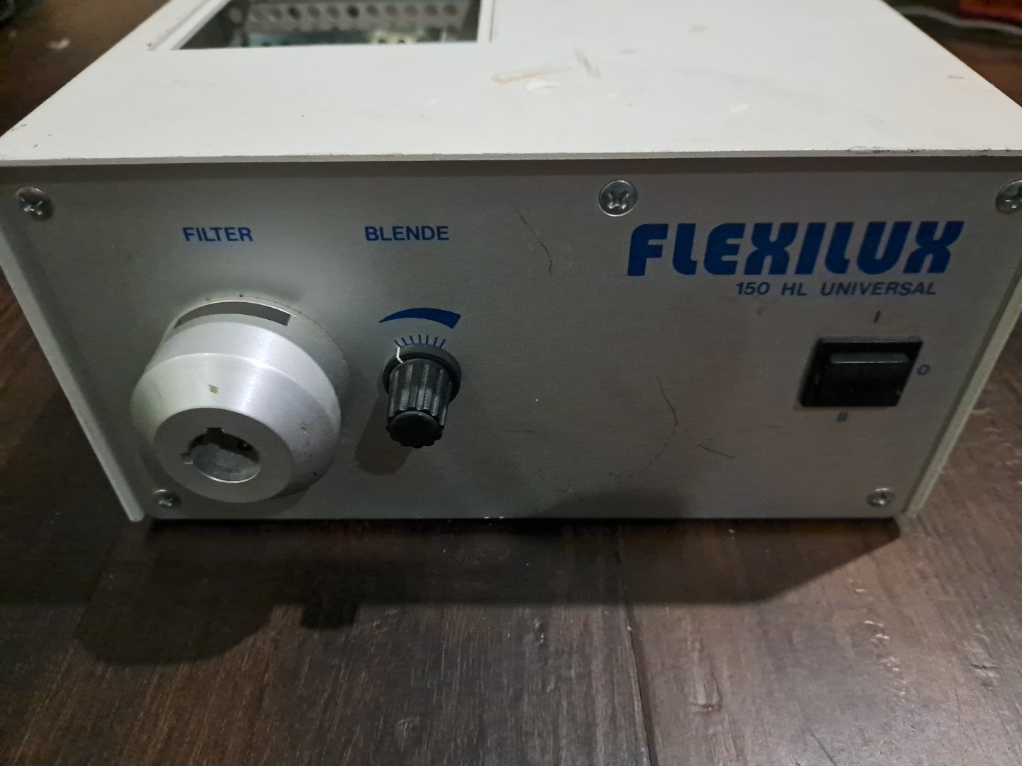 Schölly – Flexilux 150 H Universal – Halogen Cold Light Source