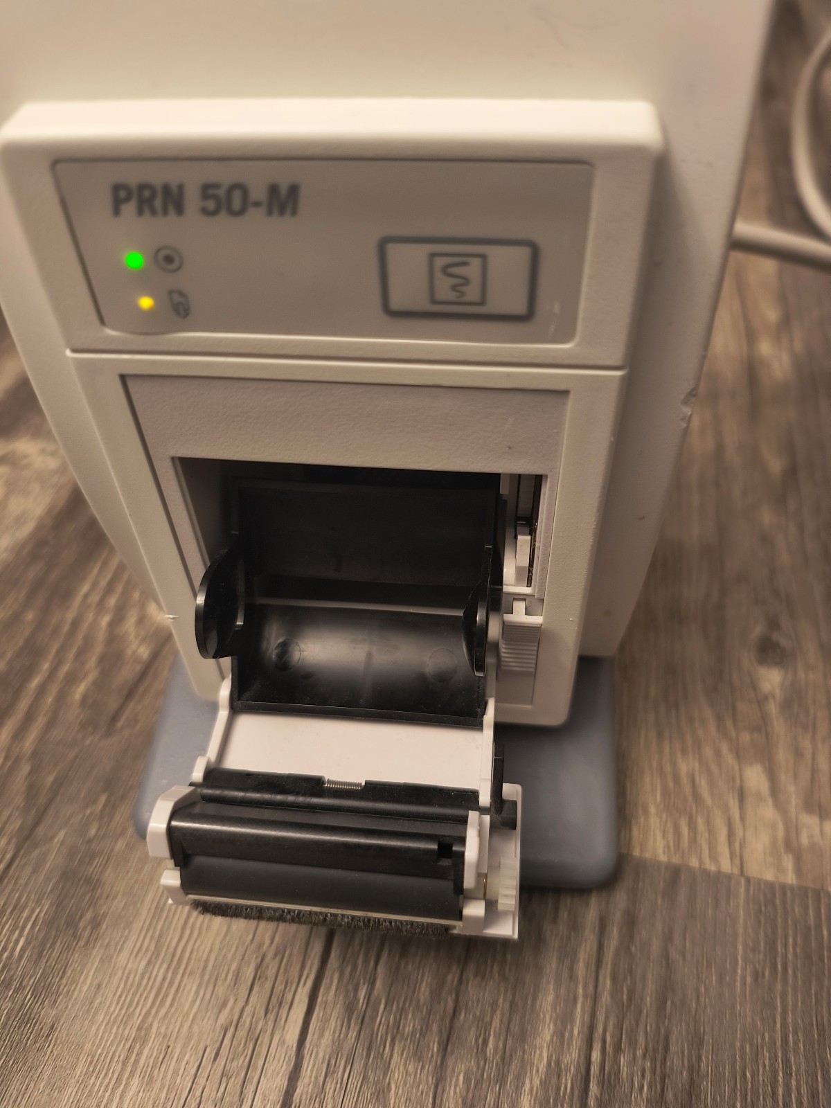 GE PRN 50‑M Thermal Recorder Printer Powers on + Mount & Power Cable