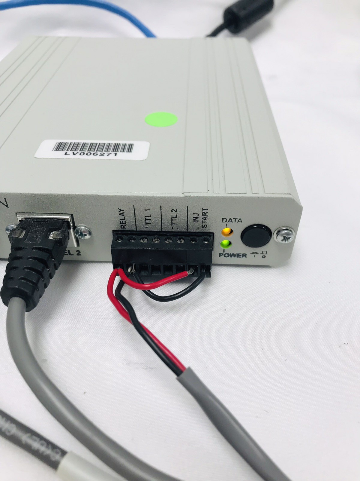 Waters eSAT/In Analog to Digital Interface Box with cables & Power Adapter